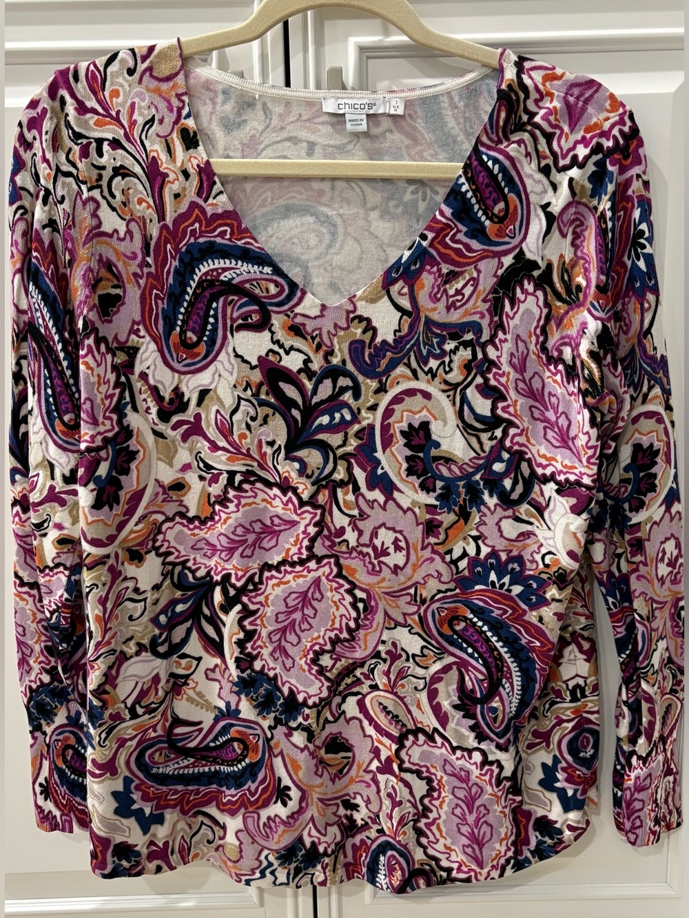 Chico's Pink Paisley V-Neck Long-Sleeve Sweater
